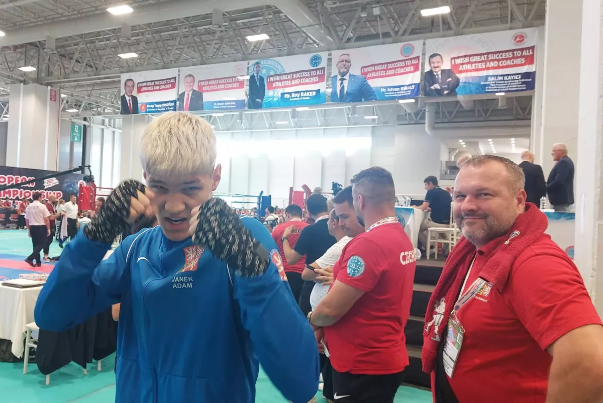 Chvíle napětí, klidu i uvolňujícího humoru, to jsou okamžiky před zápasy českých reprezentantů