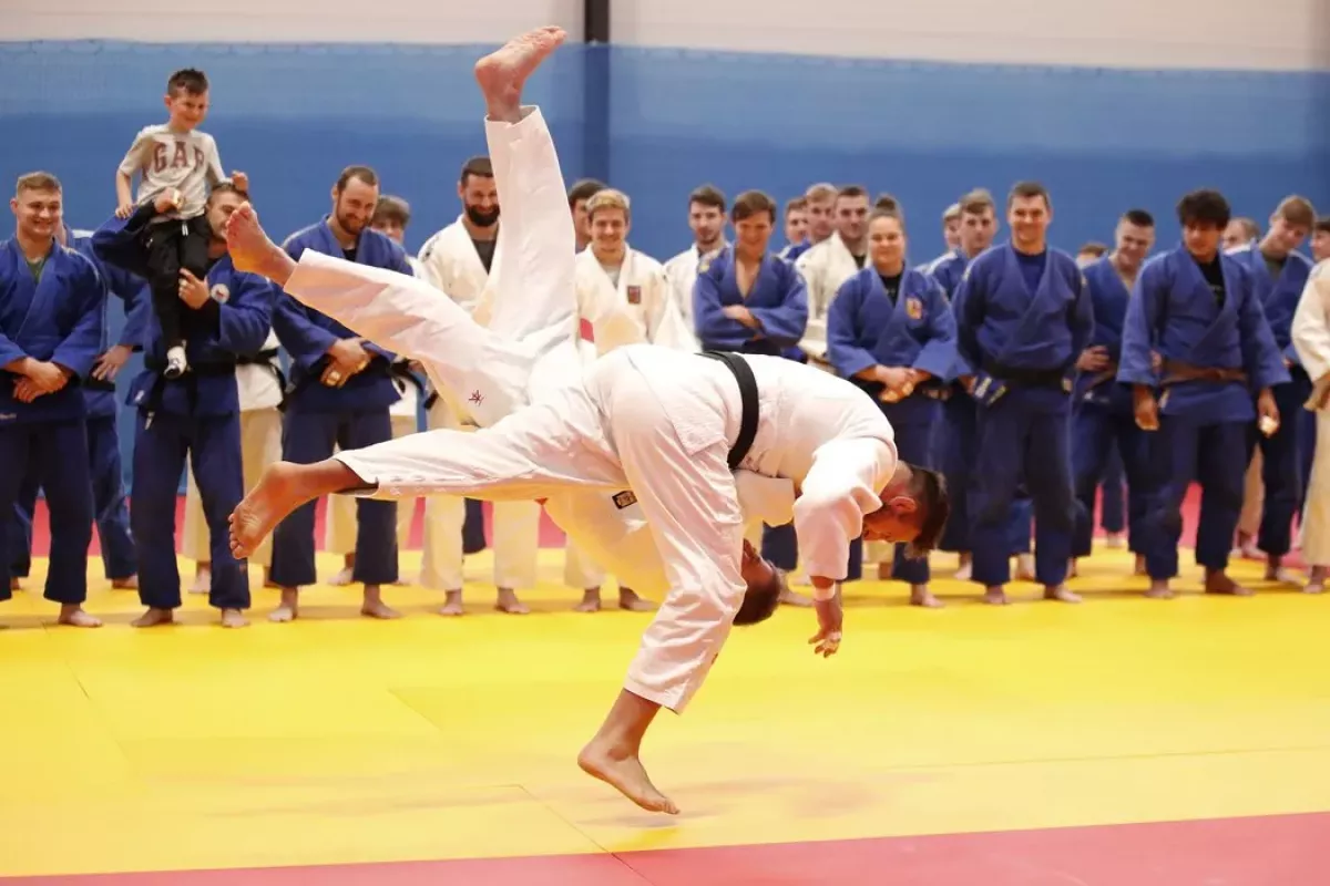 Judo má novou halu v Praze. Krpálek ji otevřel tak, že hodil trenérem