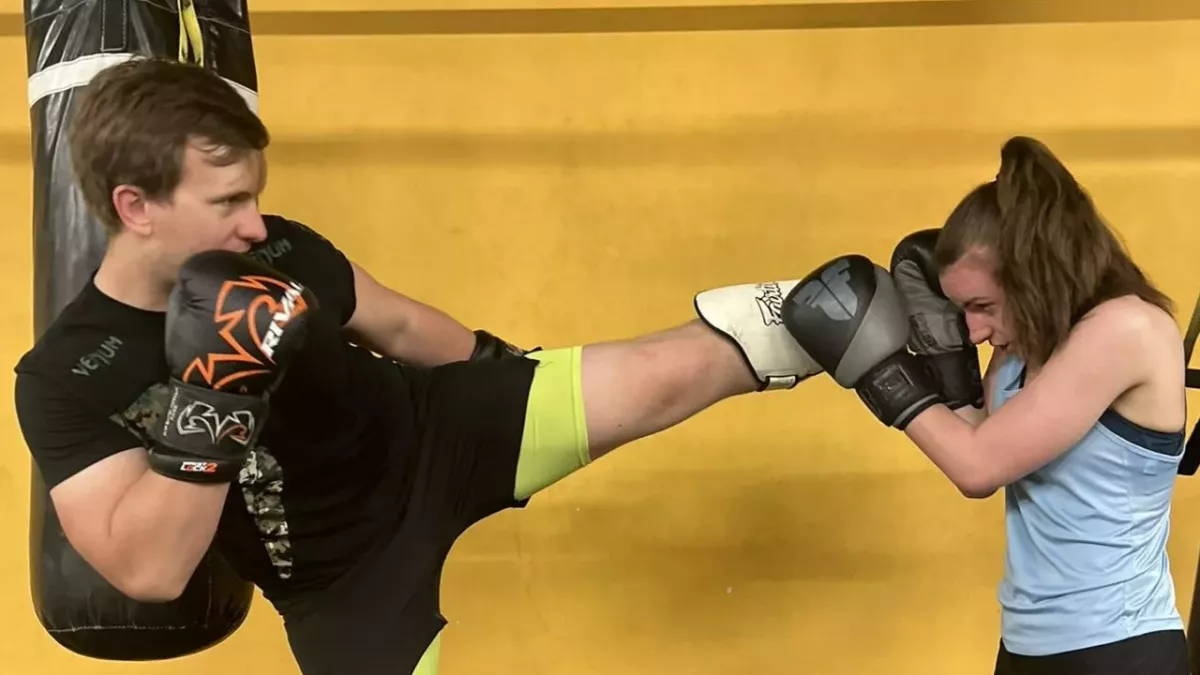 Kontakt je koření bojových sportů, holky jsou dravější, asi proto, že to mají blíž k peklu, říká trenér