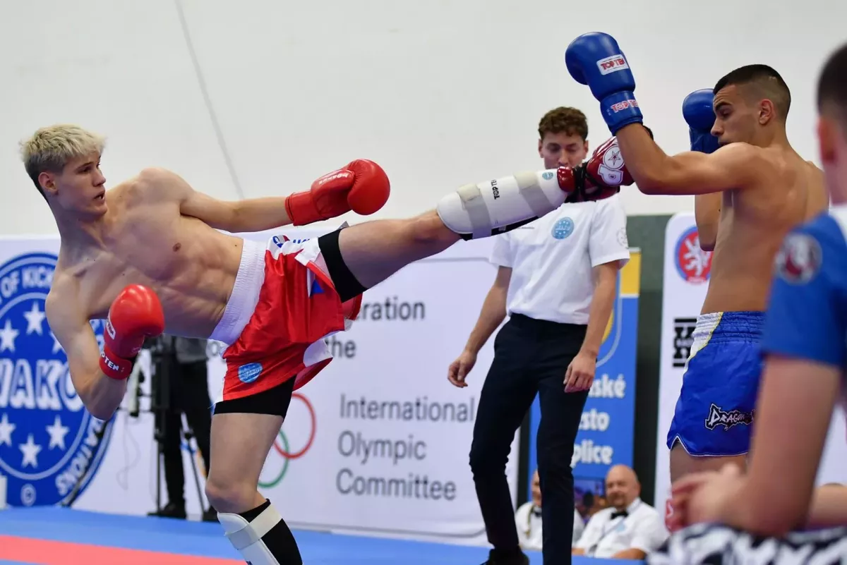 Pás zatím leží na stole, směje se český střelec, jenž po Evropě kraloval i v Teplicích