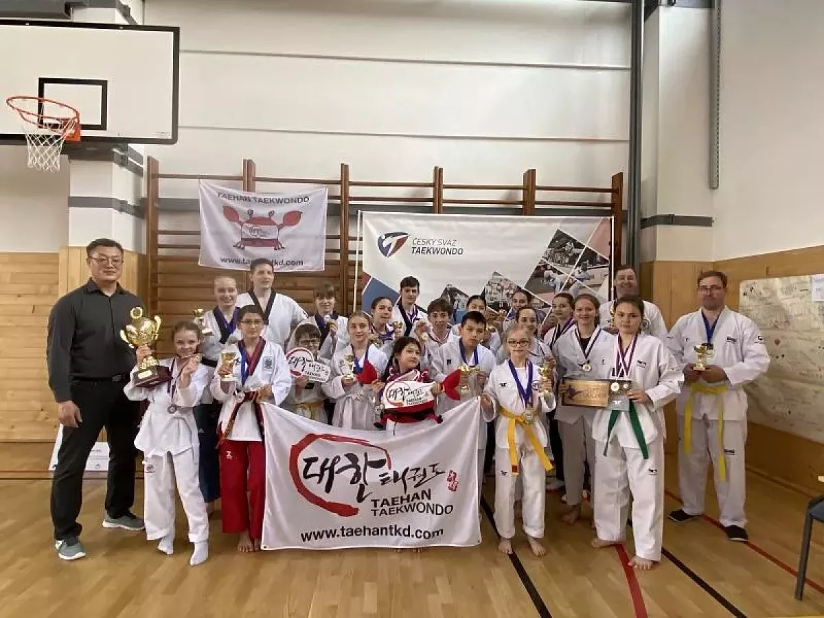 Pohár pro vítěze je doma! Kolínští taekwondisté byli opět úspěšní