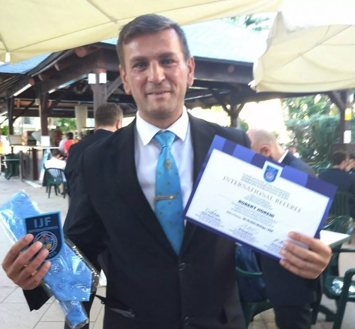 Pravidla louskal na pláži. A vyplatilo se mu to!