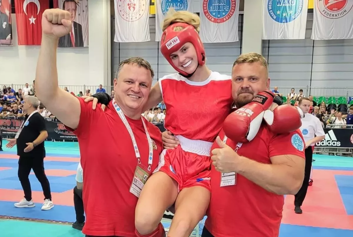 Vítej zlatý hattricku. Česká královna dokráčela na Olymp