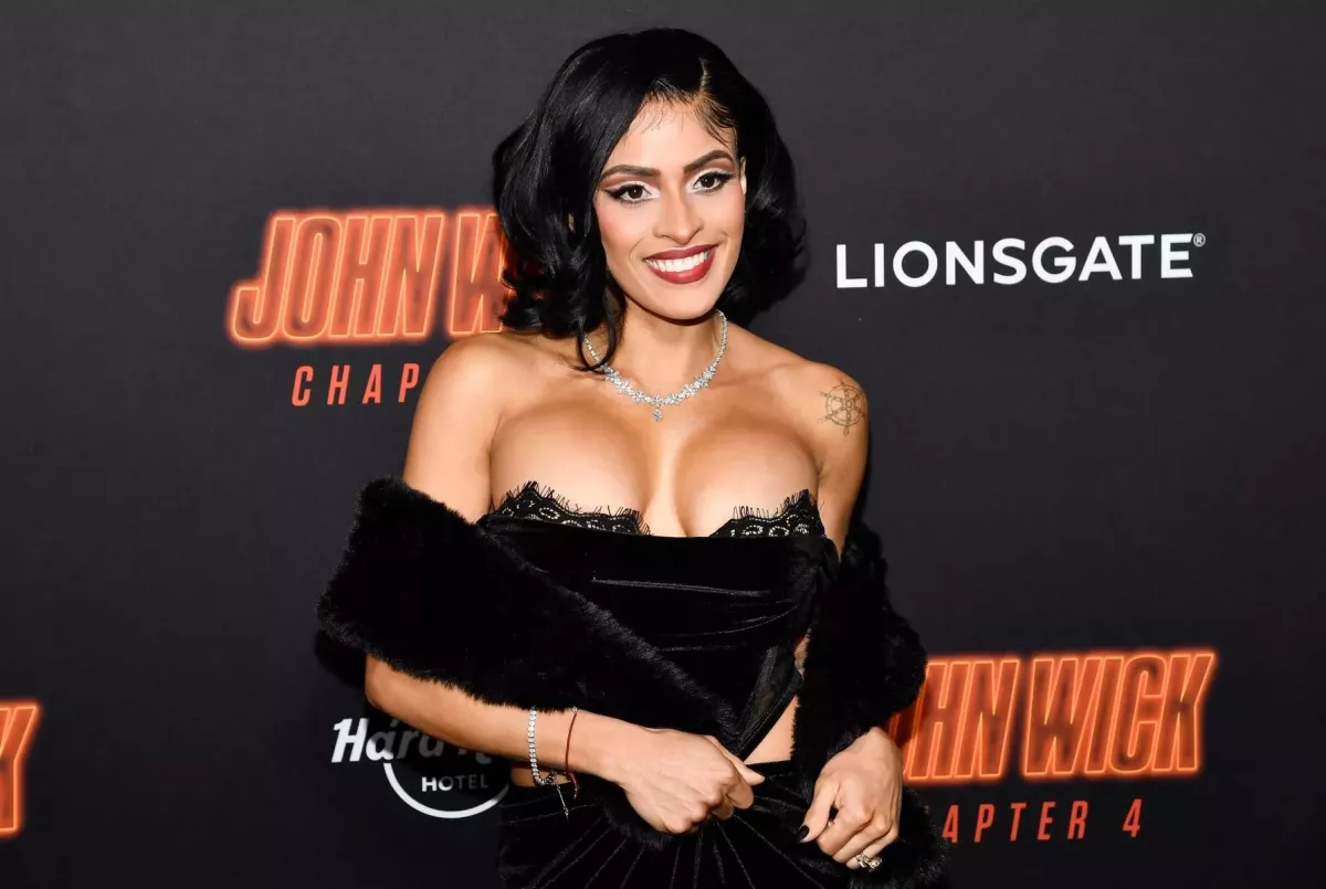 Zápasnice šla na filmovou premiéru. A nešla přehlédnout